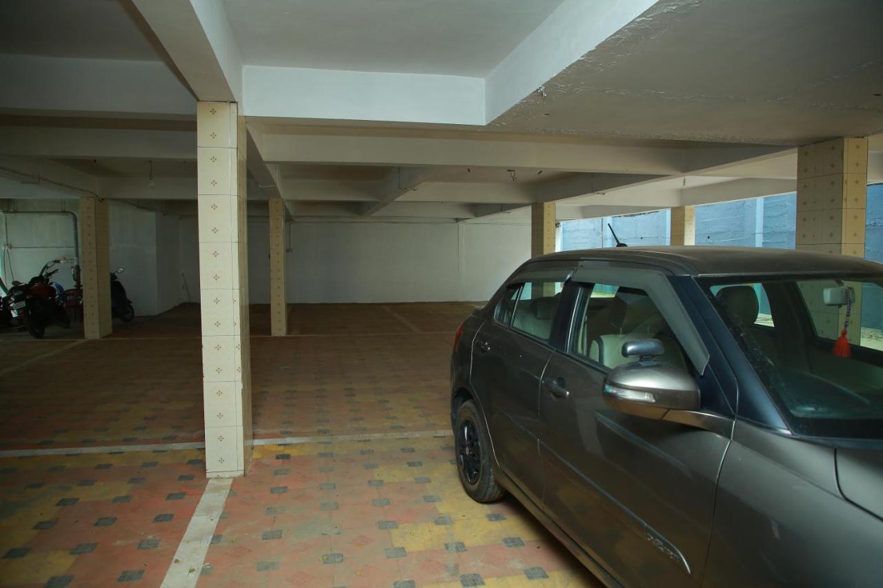 Kalathil Tourist Home Kunnamkulam Екстериор снимка