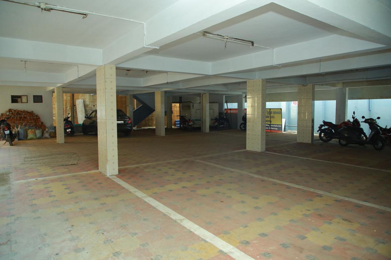 Kalathil Tourist Home Kunnamkulam Екстериор снимка